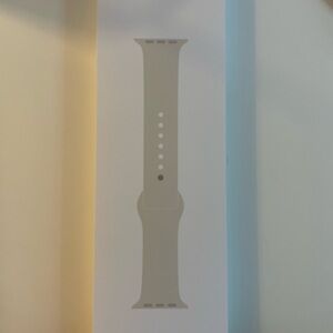 Apple Starlight 40mm watch band. New in box.